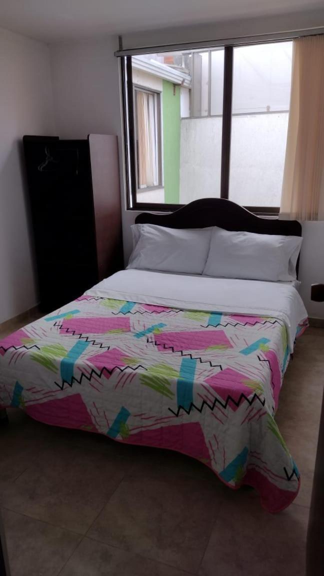 Hotel Del Parque Velez 外观 照片