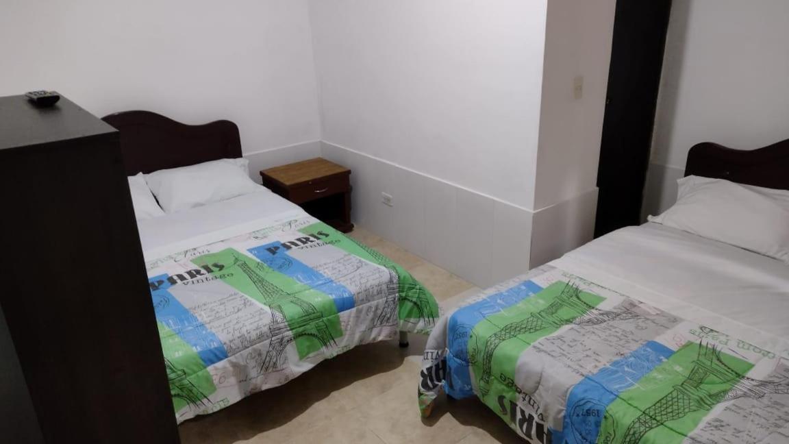 Hotel Del Parque Velez 外观 照片